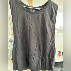 Lululemon BLACK Muscle tank